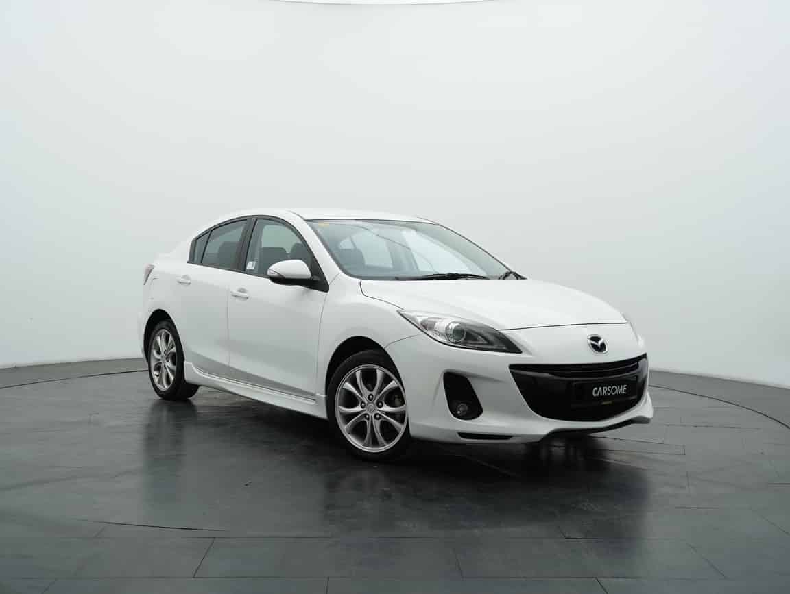 Mazda_3_2013_Putih_B2C_CARSOME