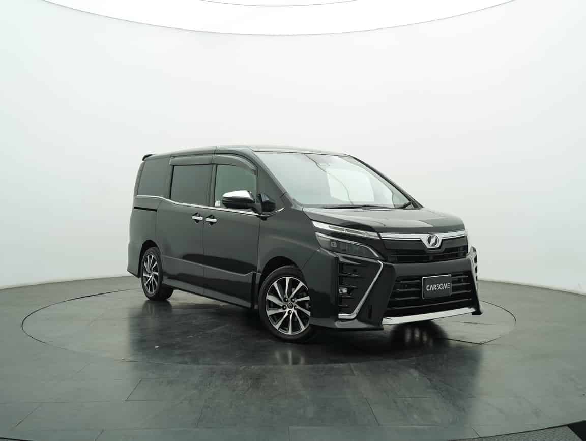 Toyota_Voxy_2019_Black_B2C_CARSOME
