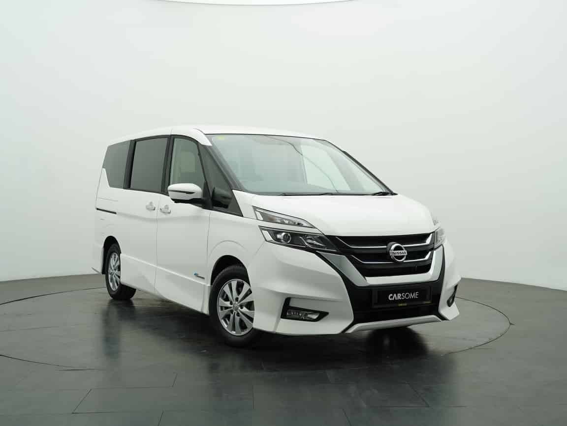 Nissan_Serena_2018_White_B2C_CARSOME