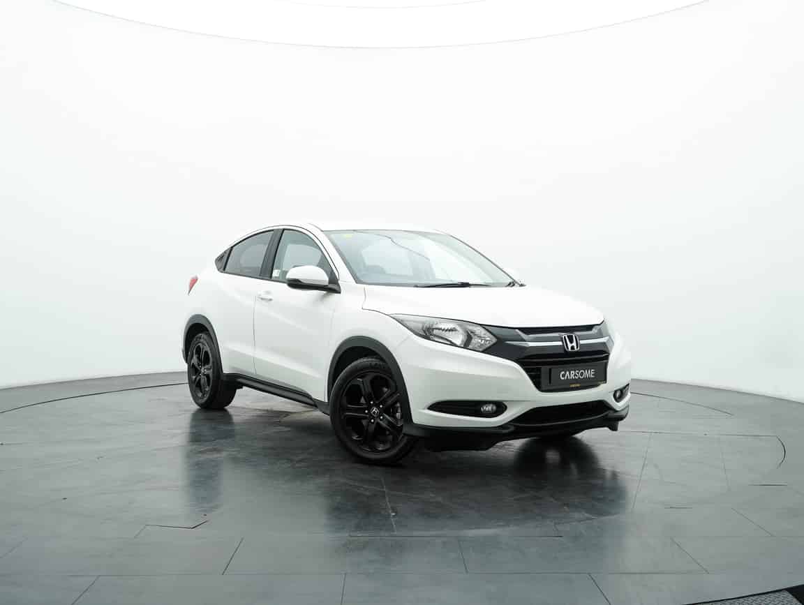 Honda_HR-V_2018_Putih_B2C_CARSOME