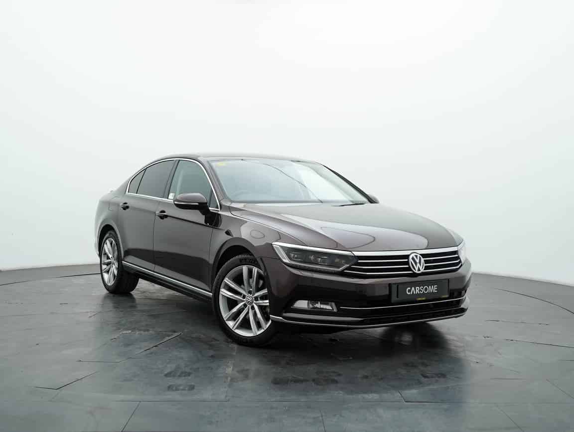 Volkswagen_Passat_2018_Brown_B2C_CARSOME