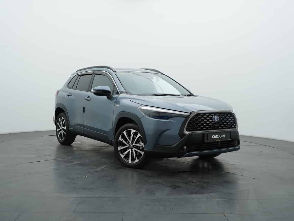 Toyota_Corolla Cross_2024_Gray_B2C_CARSOME