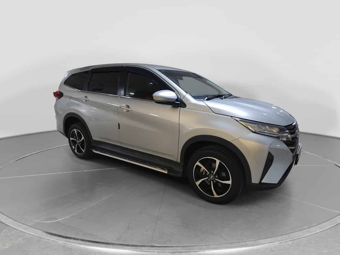 Perodua_Aruz_2020_Silver_B2C_CARSOME