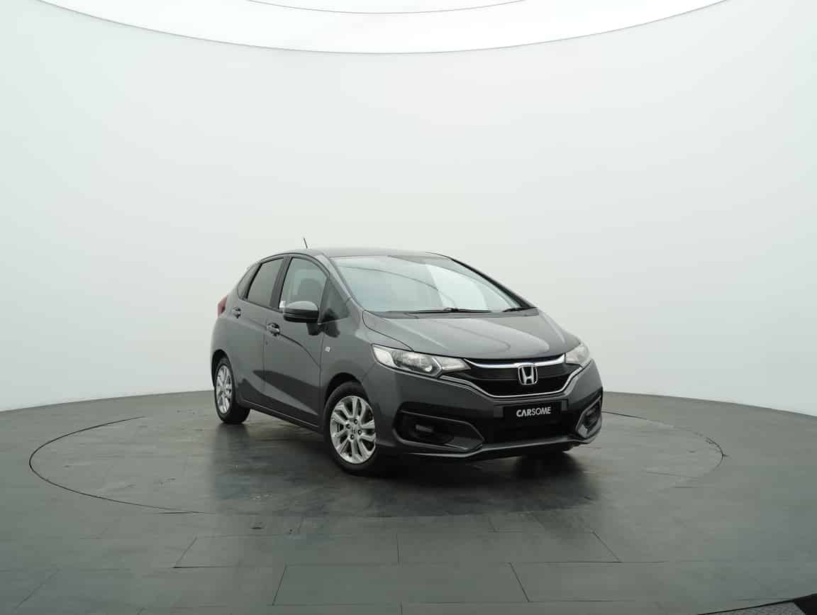 Honda_Jazz_2018_Kelabu_B2C_CARSOME