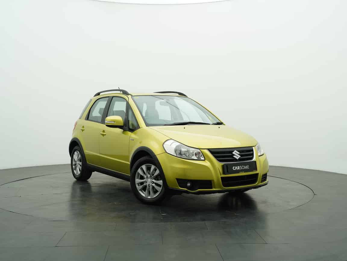 Suzuki_SX4_2012_Green_B2C_CARSOME