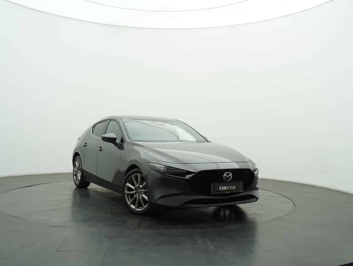 Mazda_3_2024_Gray_B2C_CARSOME