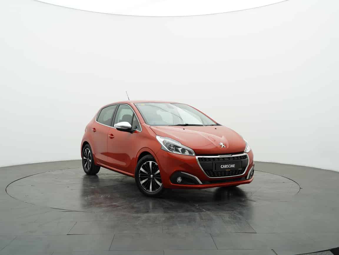 Peugeot_208_2020_Orange_B2C_CARSOME
