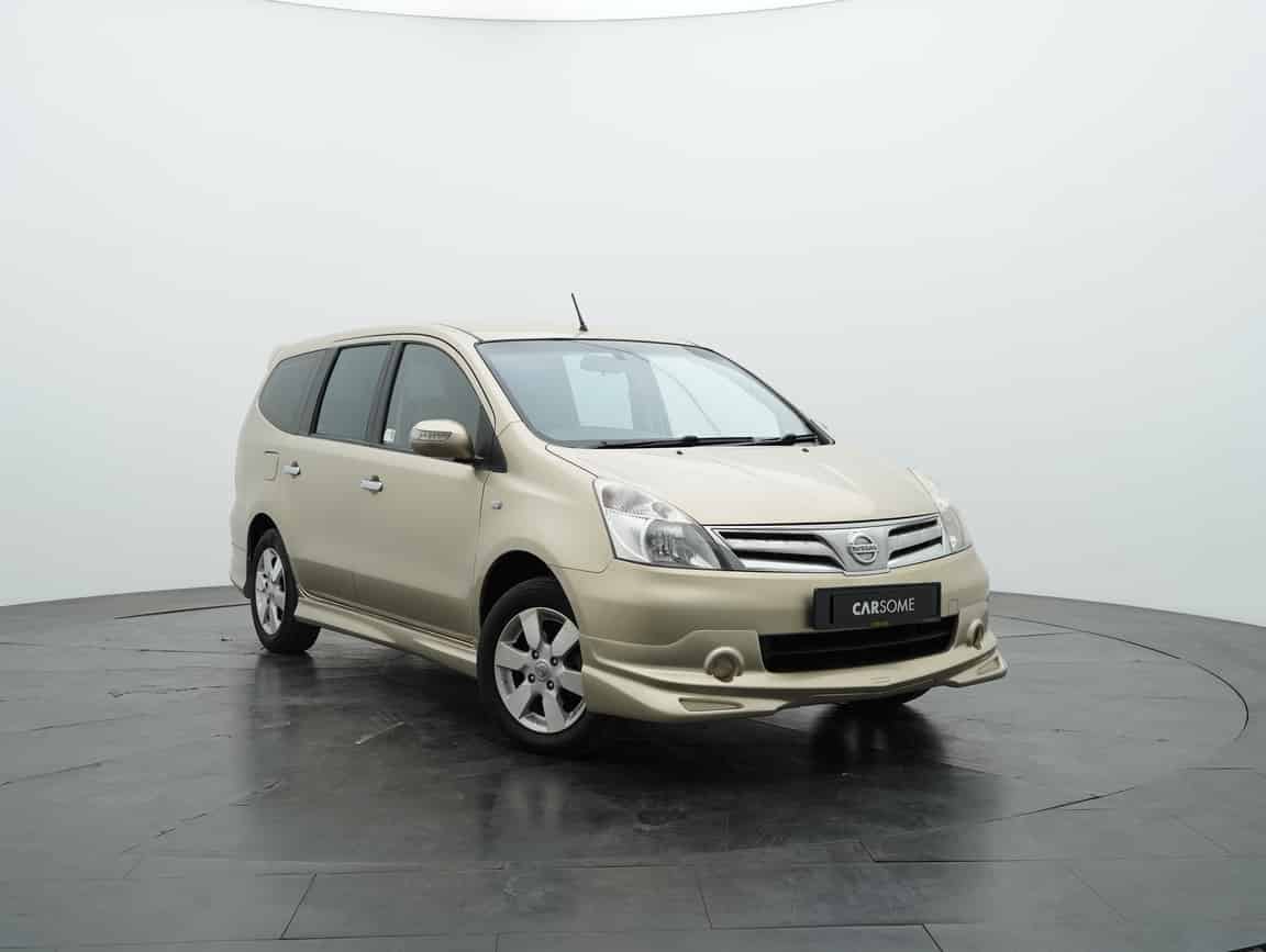 Nissan_Grand Livina_2012_Gold_B2C_CARSOME