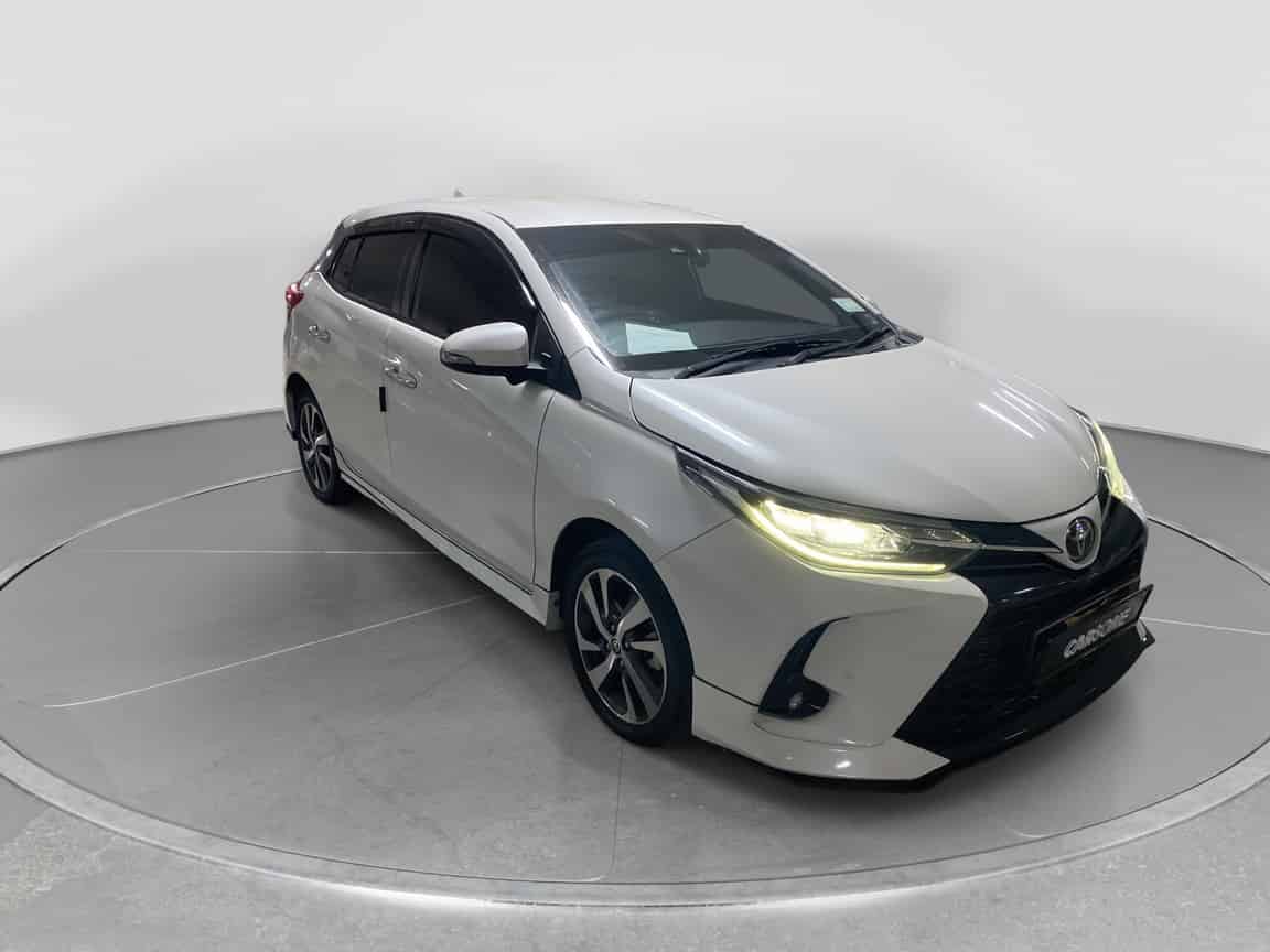 Toyota_Yaris_2023_Putih_B2C_CARSOME