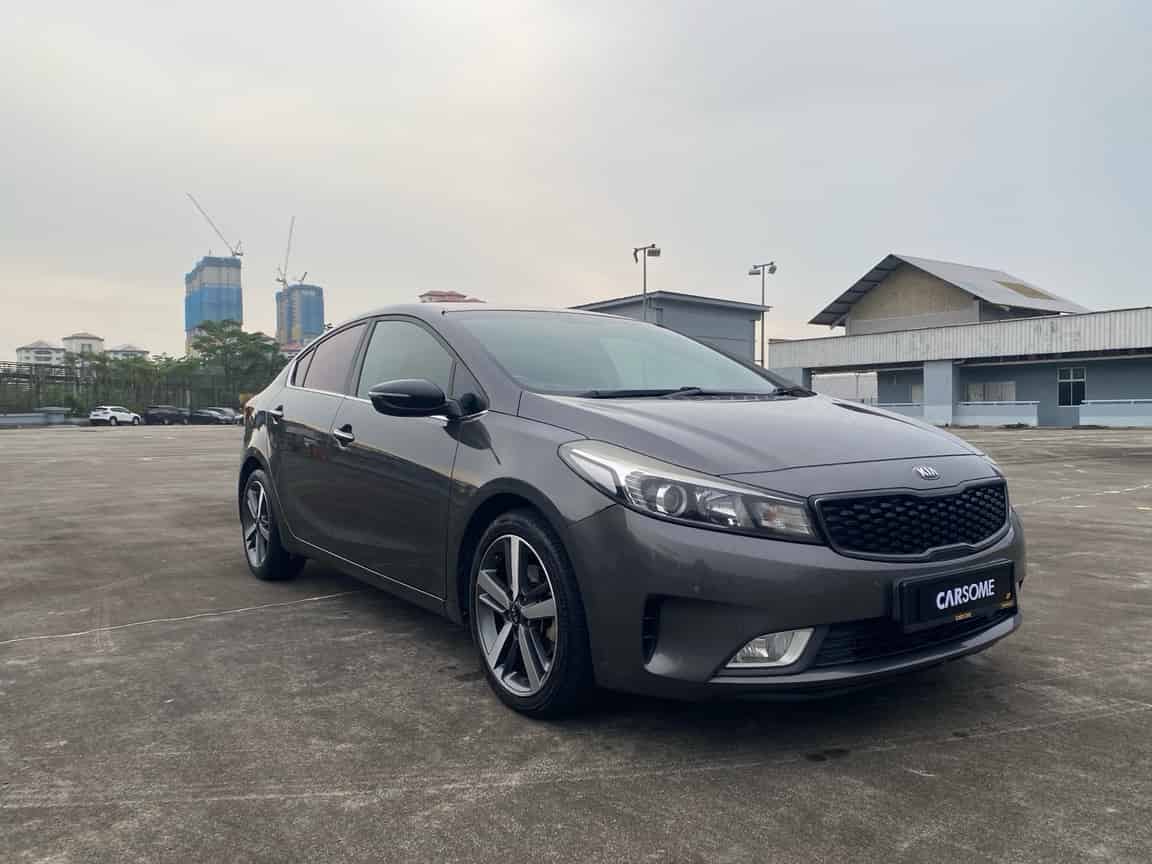 Kia_Cerato_2019_Kelabu_B2C_CARSOME