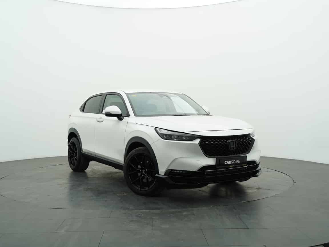 Honda_HR-V_2024_White_B2C_CARSOME