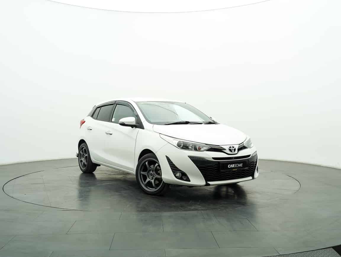 Toyota_Yaris_2019_White_B2C_CARSOME