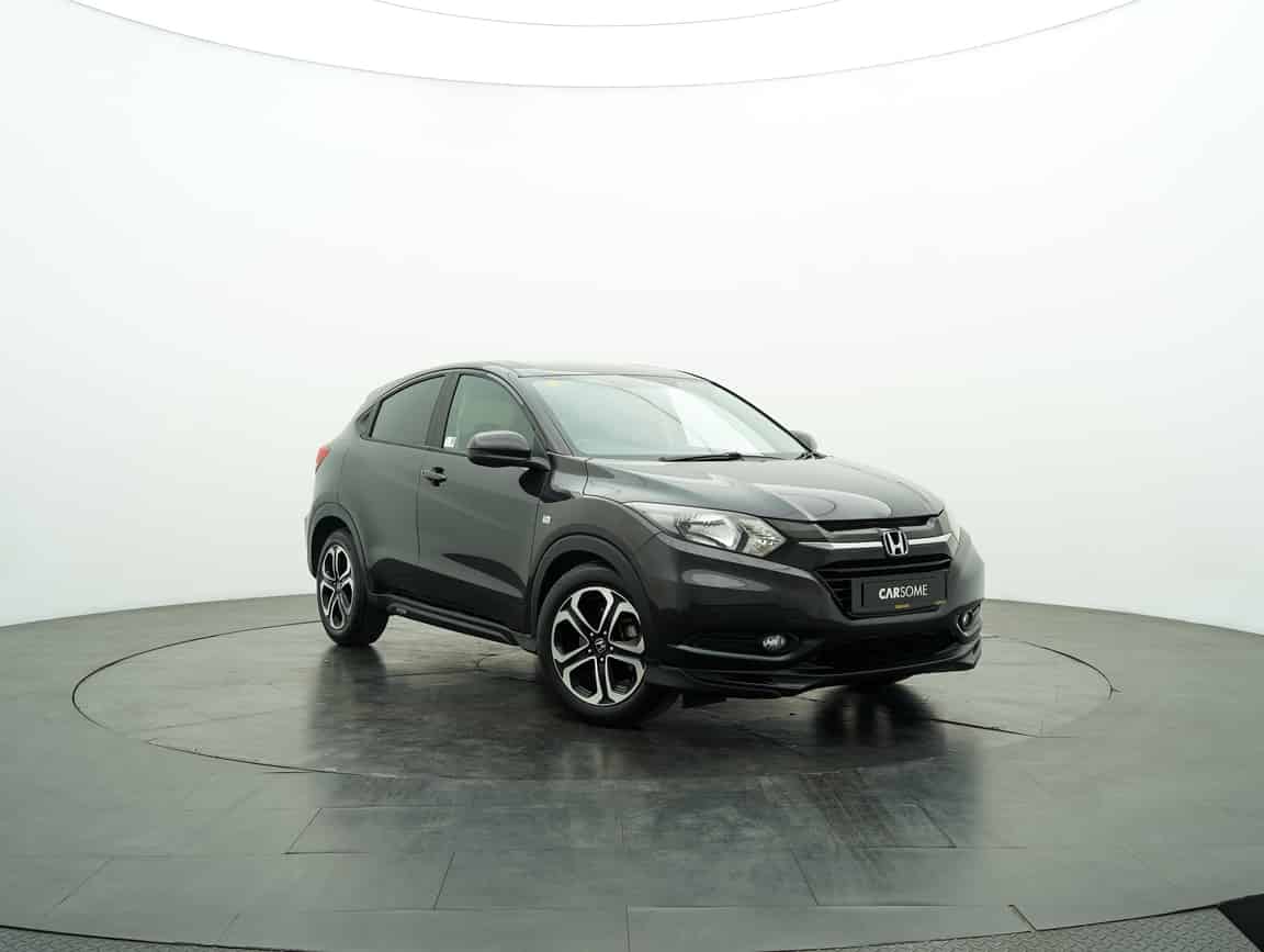 Honda_HR-V_2017_Kelabu_B2C_CARSOME