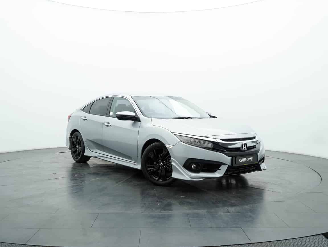 Honda_Civic_2018_Silver_B2C_CARSOME
