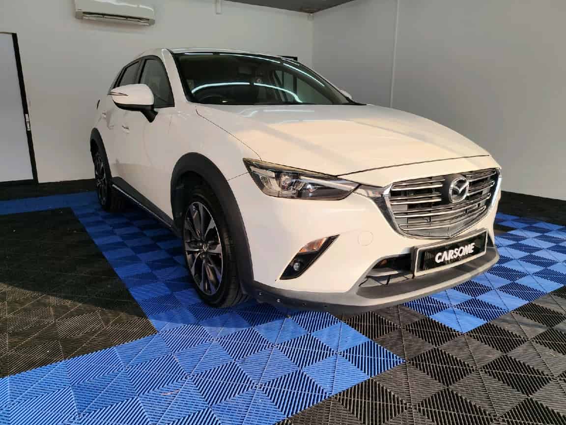 Mazda_CX-3_2018_White_B2C_CARSOME