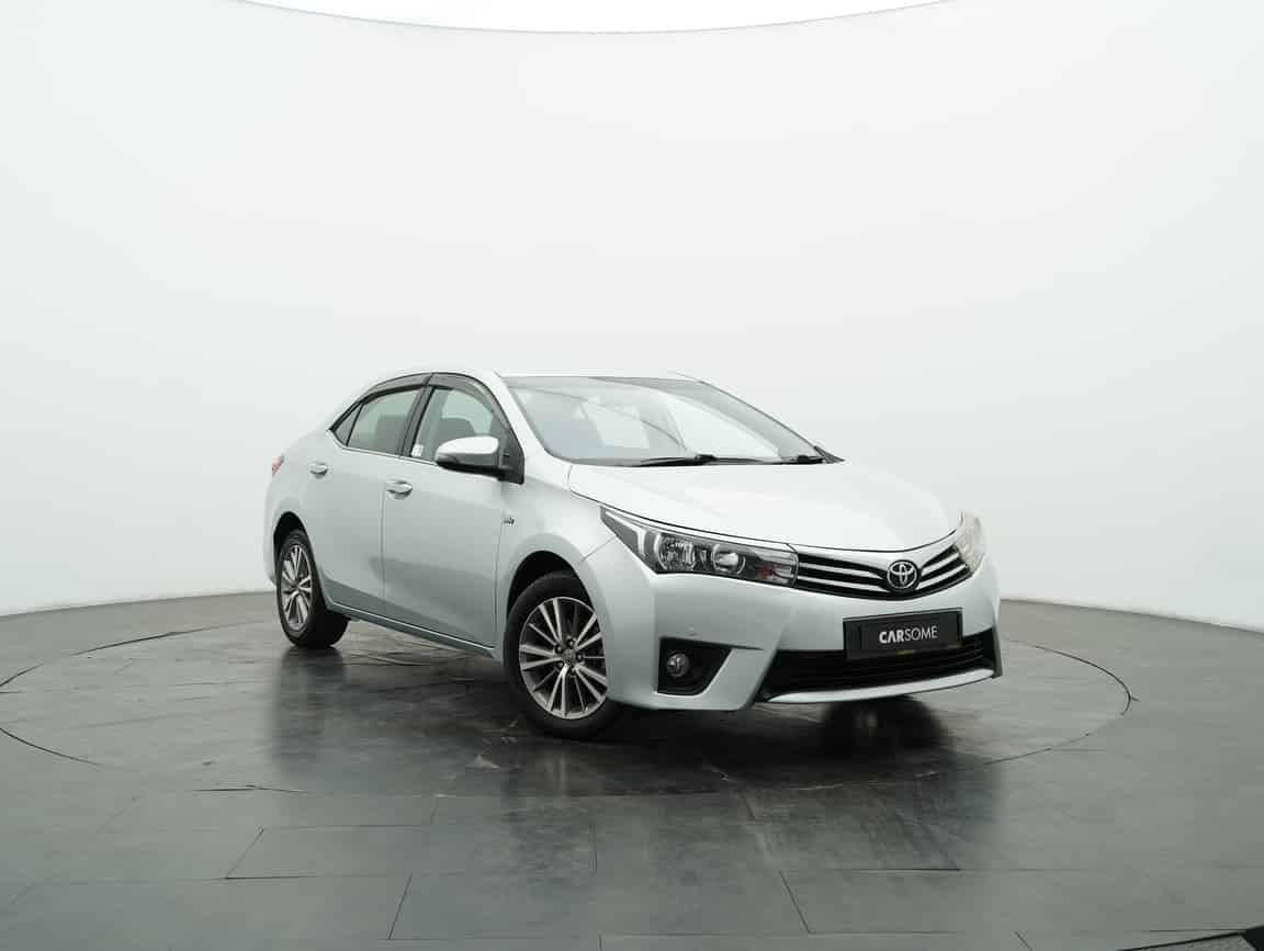 Toyota_Corolla Altis_2015_Silver_B2C_CARSOME