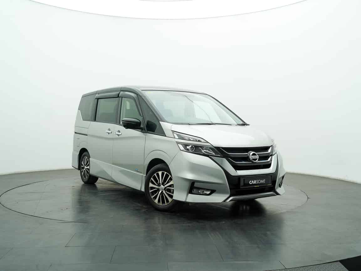 Nissan_Serena_2018_Silver_B2C_CARSOME