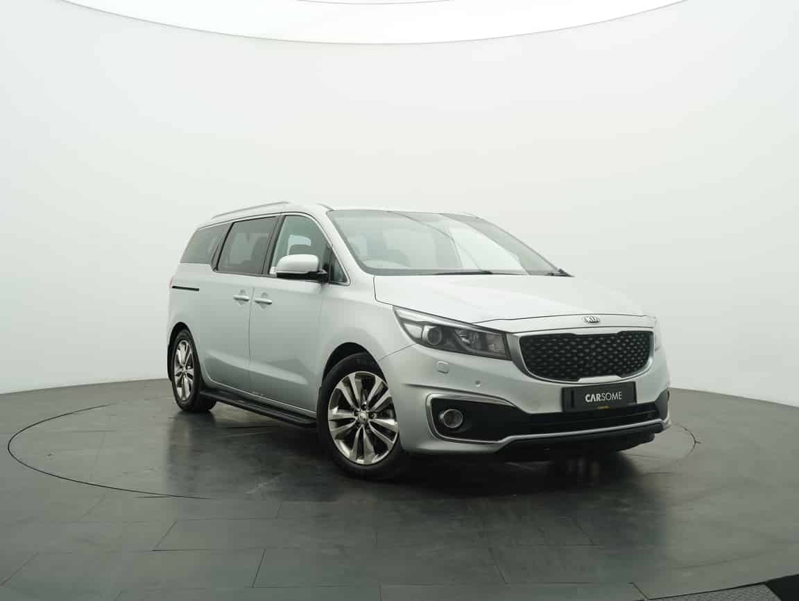 Kia_Carnival_2018_Silver_B2C_CARSOME