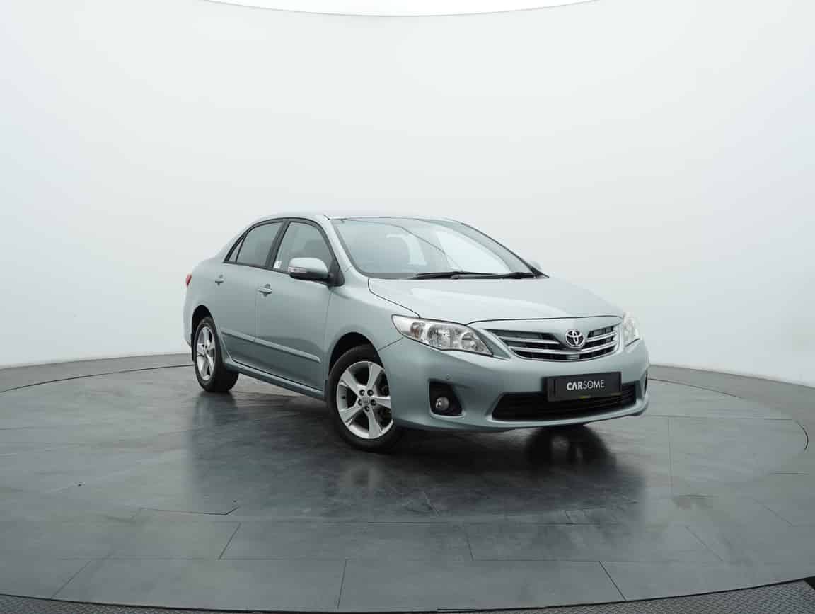 Toyota_Corolla Altis_2012_Silver_B2C_CARSOME