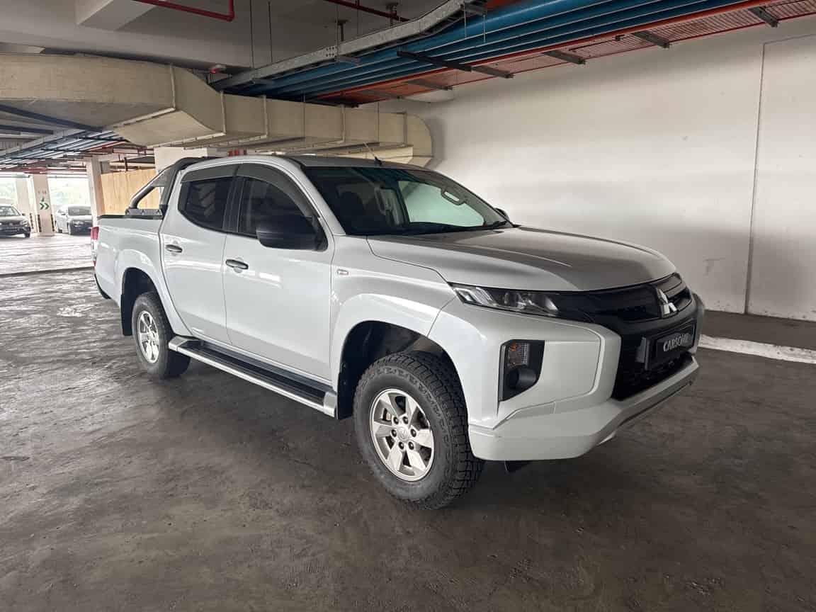 Mitsubishi_Triton_2021_Silver_B2C_CARSOME