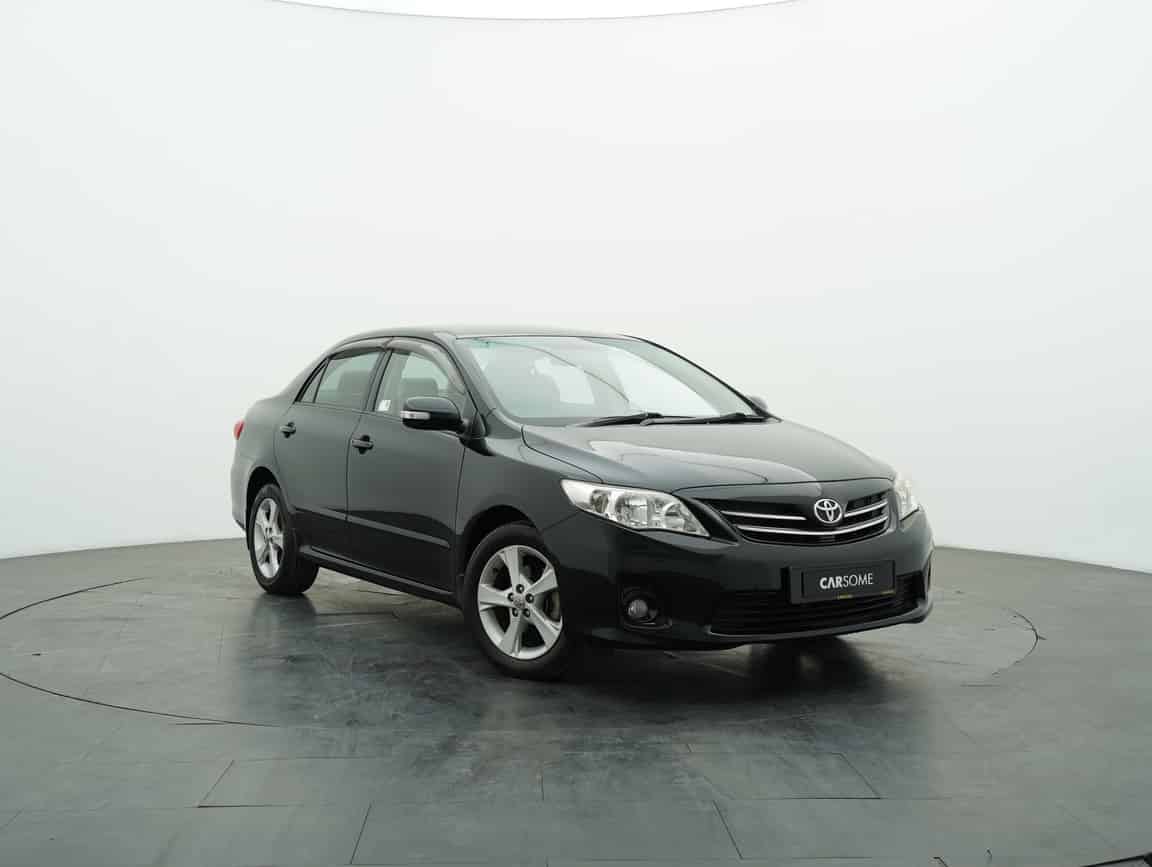 Toyota_Corolla Altis_2011_Hitam_B2C_CARSOME