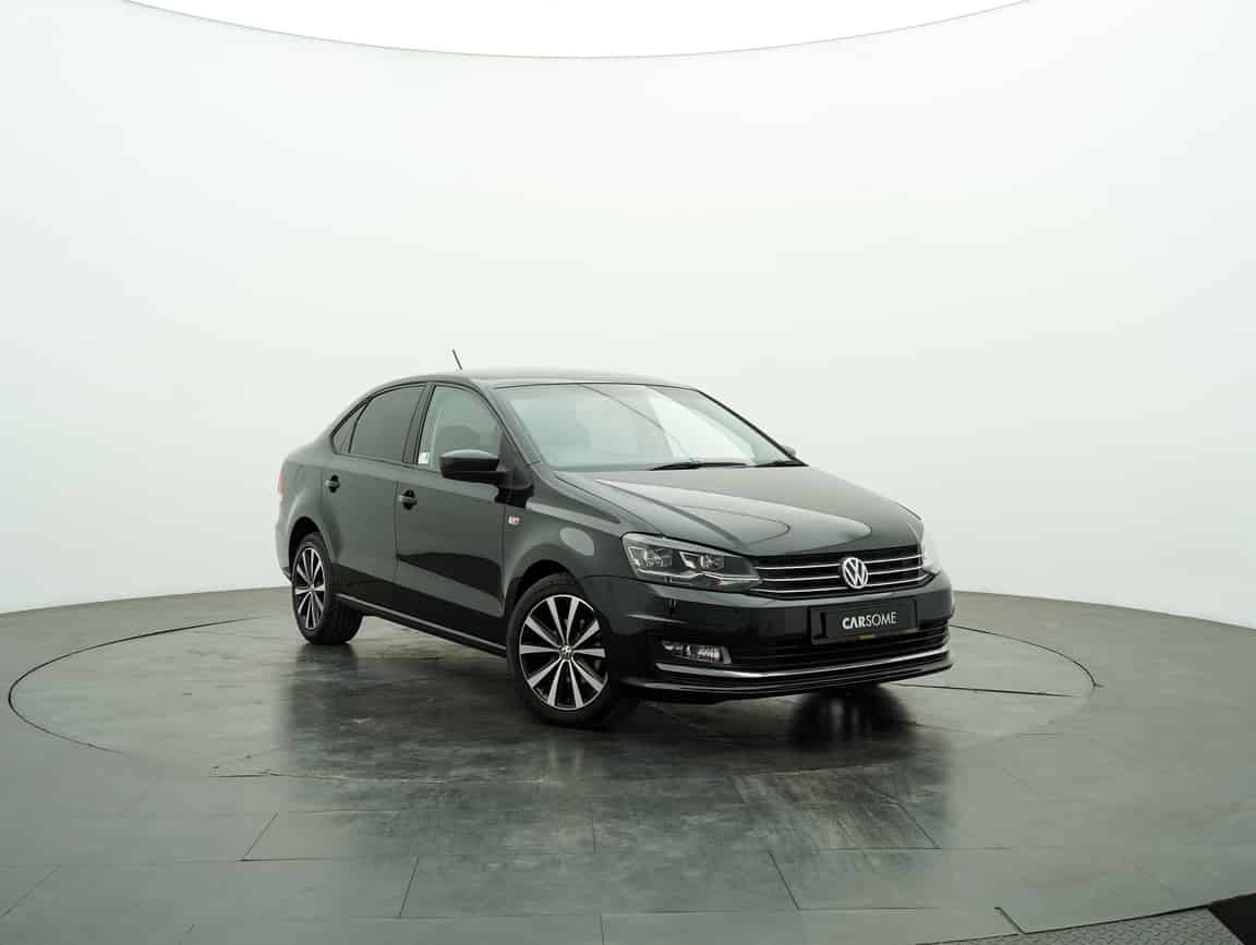 Volkswagen_Vento_2018_Black_B2C_CARSOME