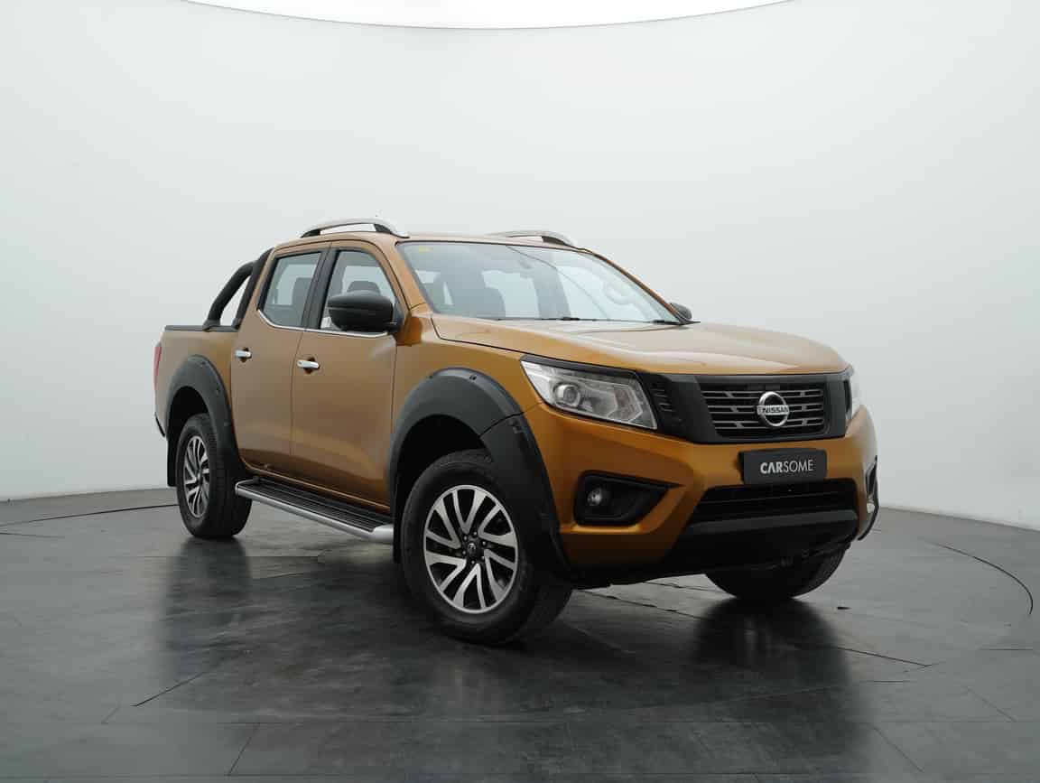 Nissan_Navara_2019_Orange_B2C_CARSOME