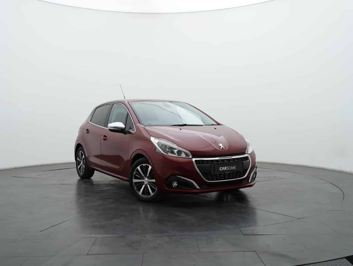 Peugeot_208_2018_Red_B2C_CARSOME