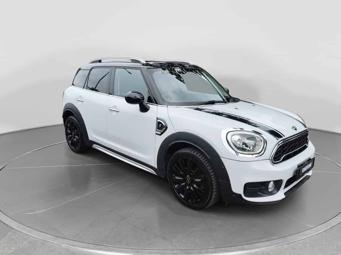 MINI_Cooper_2020_White_B2C_CARSOME