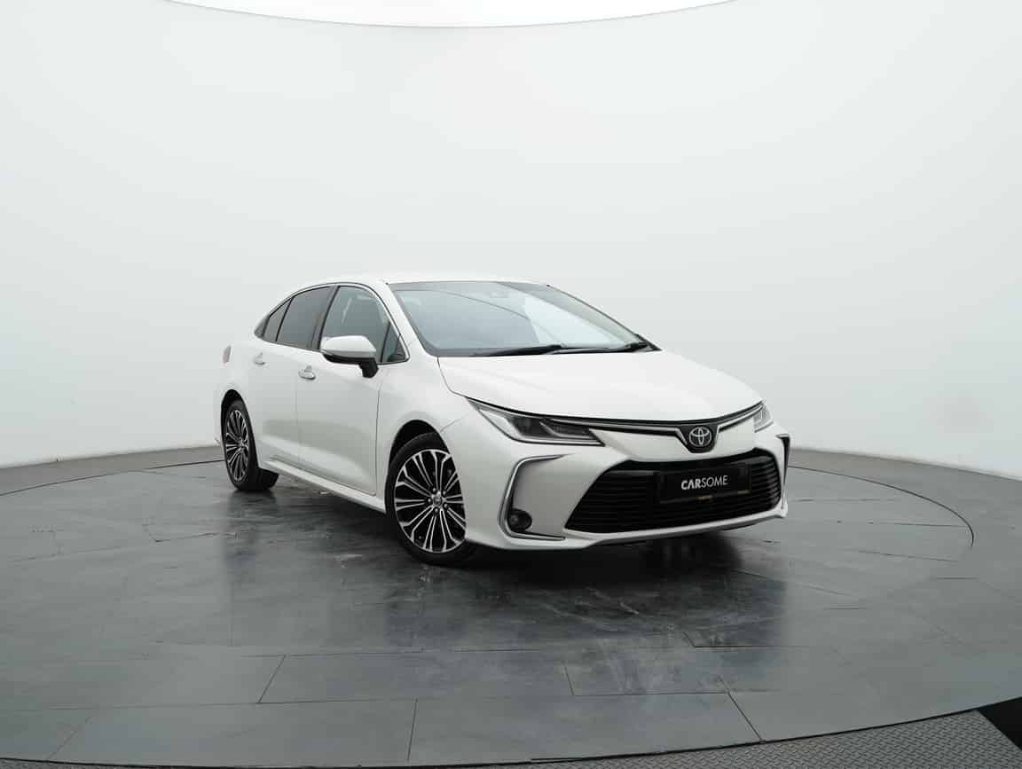 Toyota_Corolla Altis_2019_White_B2C_CARSOME