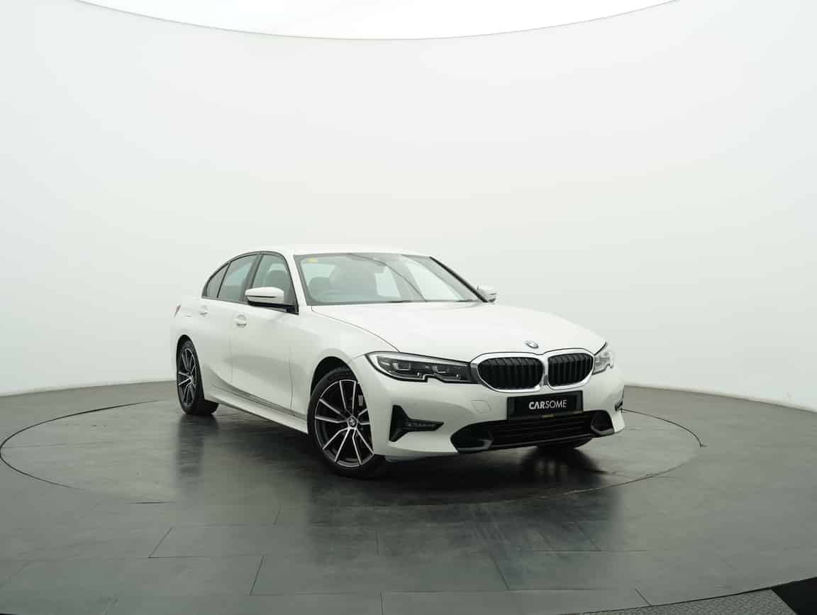 BMW_320i_2020_White_B2C_CARSOME