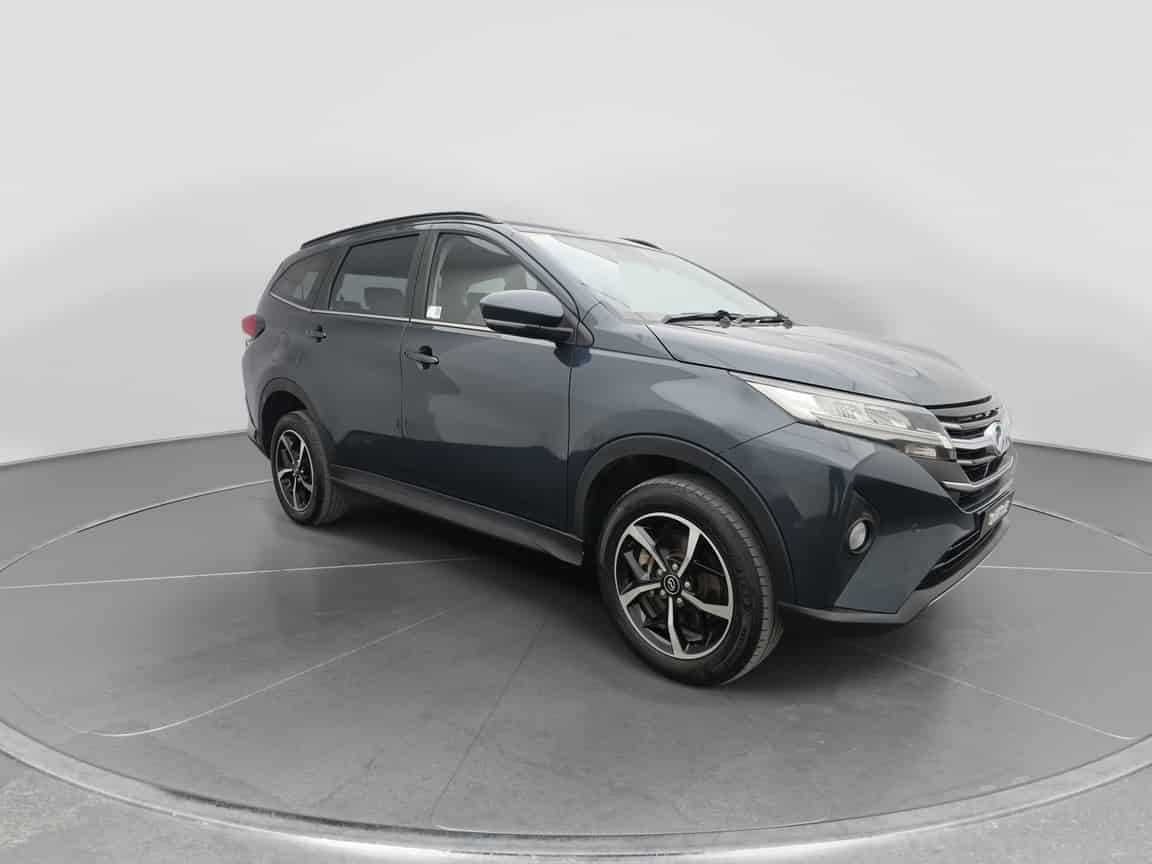 Perodua_Aruz_2019_Green_B2C_CARSOME