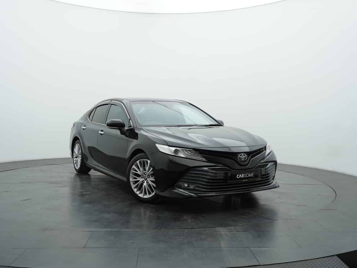 Toyota_Camry_2019_Black_B2C_CARSOME