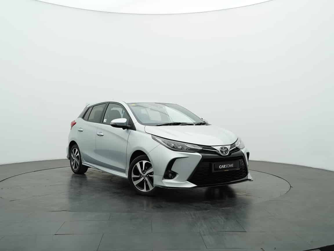 Toyota_Yaris_2022_Silver_B2C_CARSOME