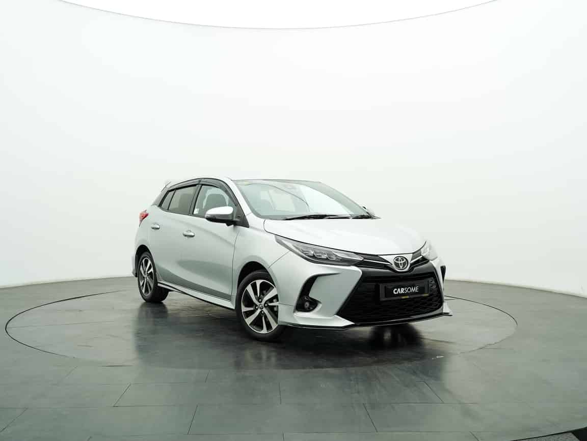 Toyota_Yaris_2021_Silver_B2C_CARSOME