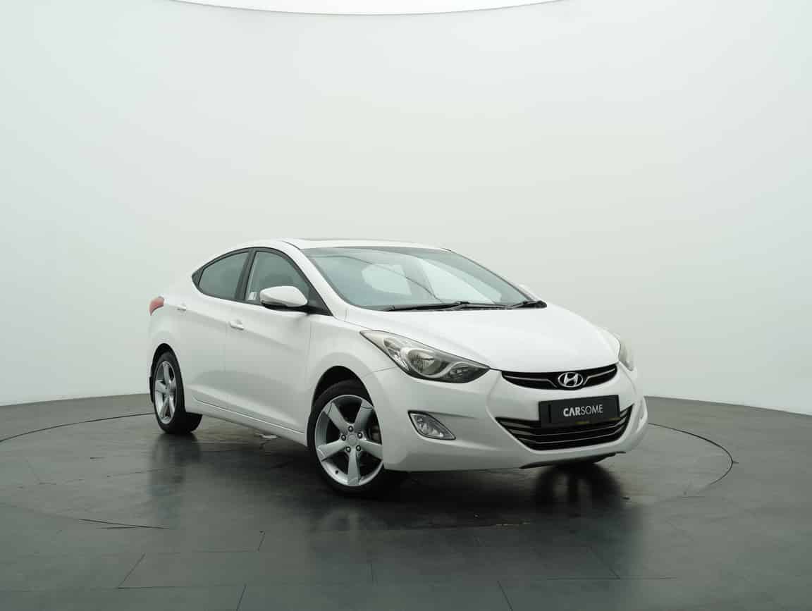 Inokom_Elantra_2012_White_B2C_CARSOME