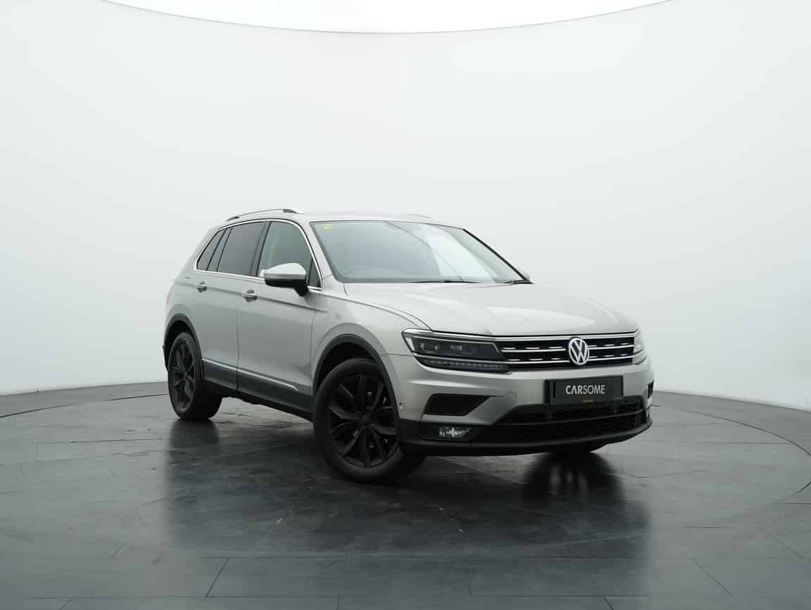 Volkswagen_Tiguan_2018_Silver_B2C_CARSOME