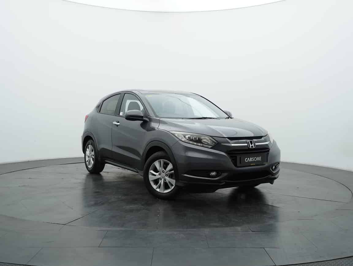 Honda_HR-V_2015_Gray_B2C_CARSOME