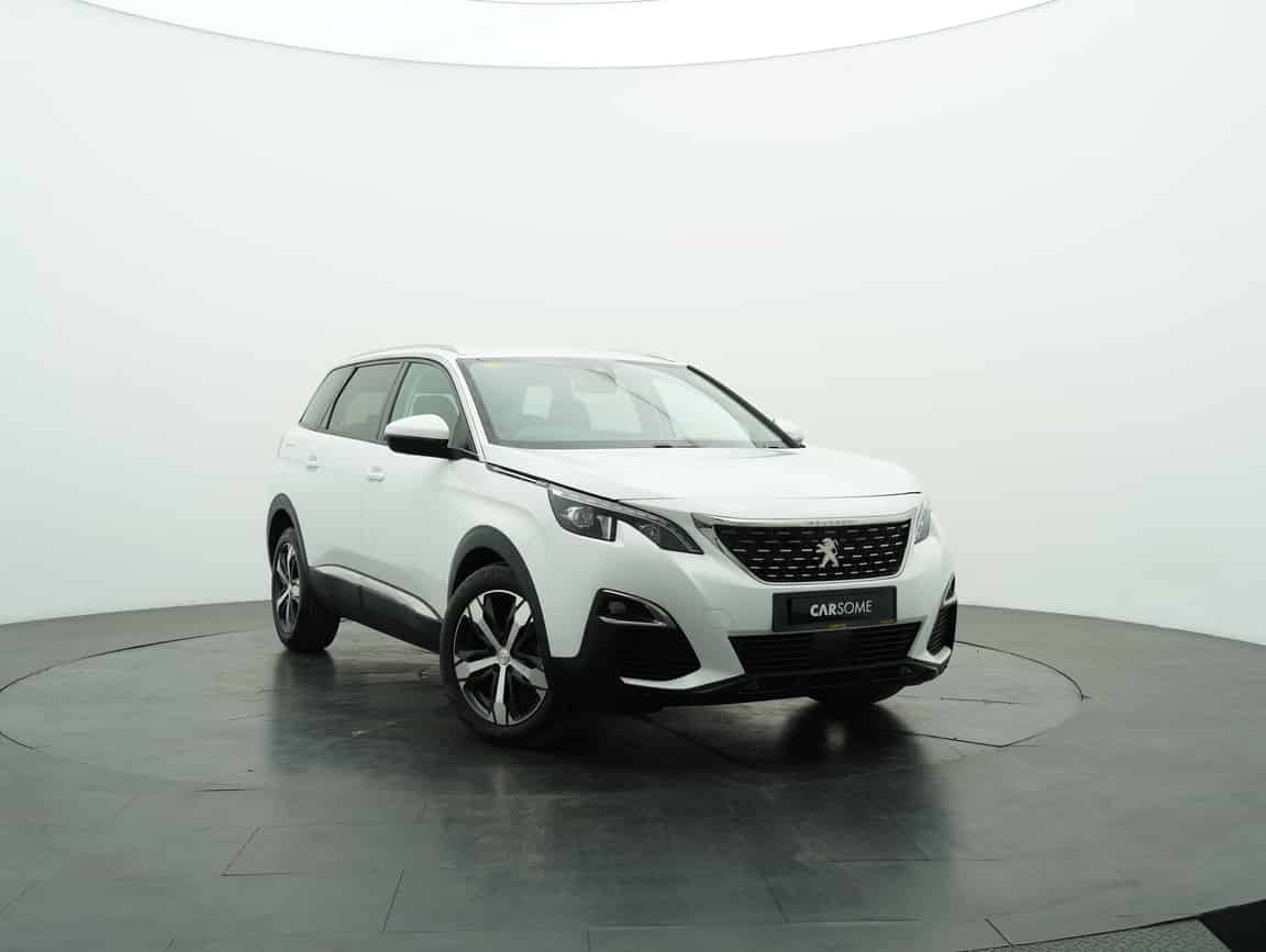Peugeot_5008_2018_White_B2C_CARSOME