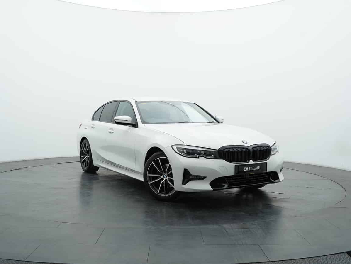 BMW_320i_2020_White_B2C_CARSOME