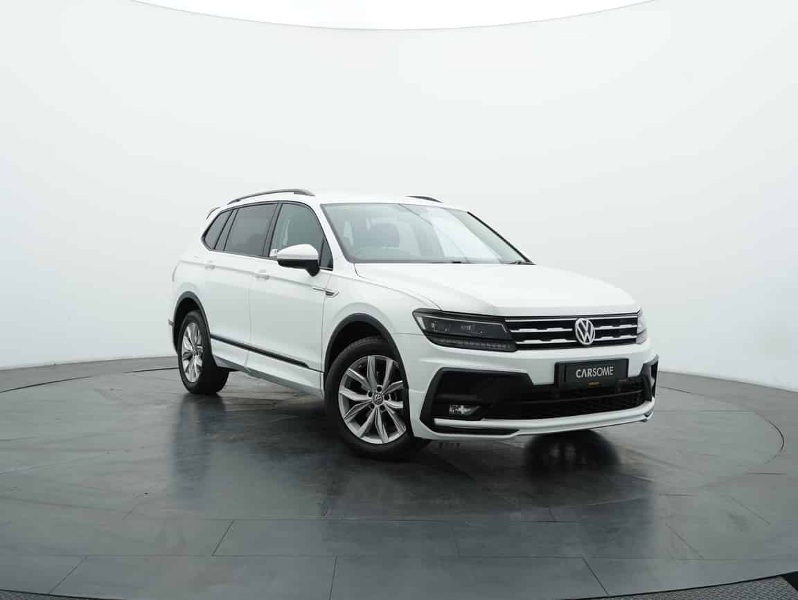 Volkswagen_Tiguan_2021_White_B2C_CARSOME