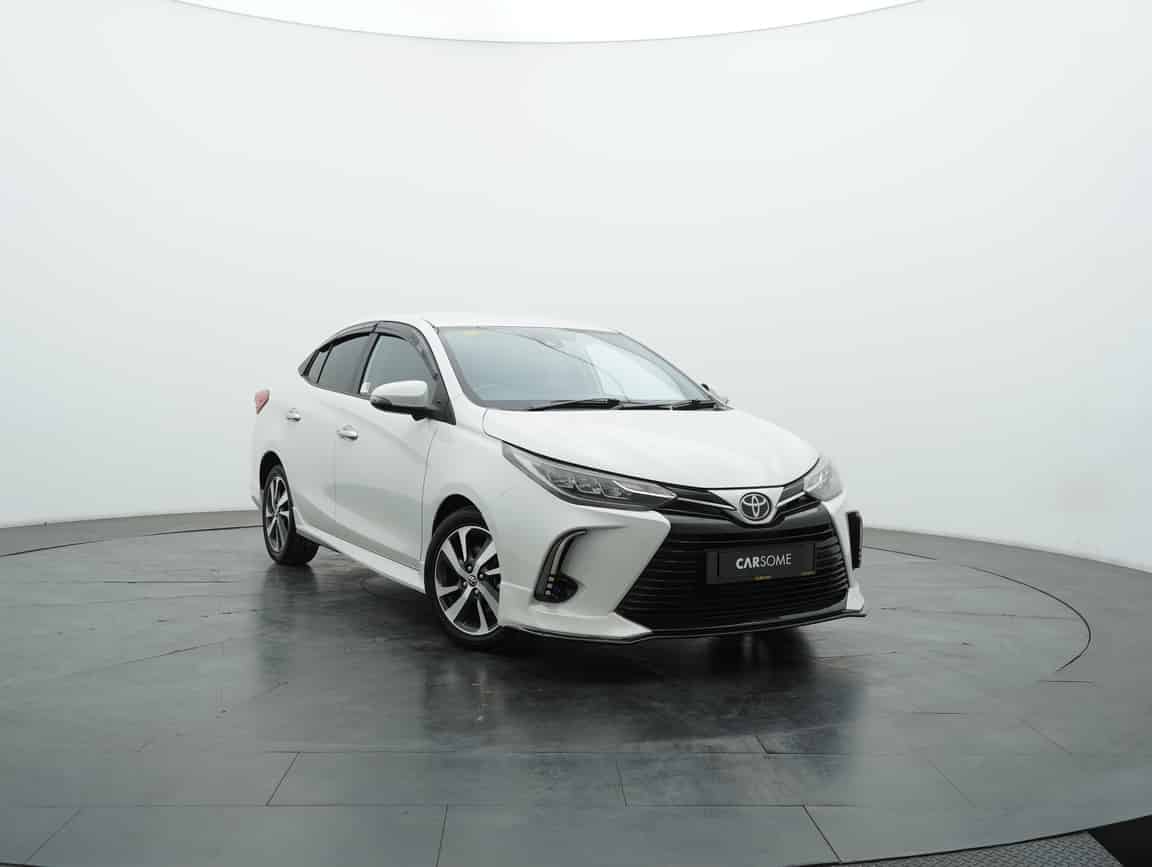 Toyota_Vios_2022_White_B2C_CARSOME