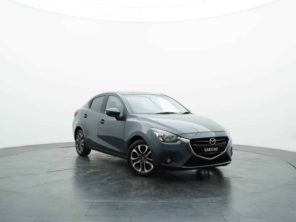 Mazda_2_2015_Gray_B2C_CARSOME