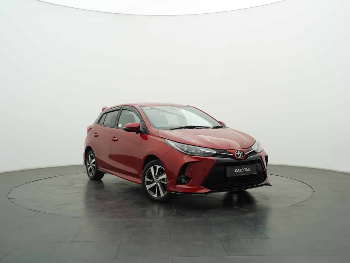 Toyota_Yaris_2022_Red_B2C_CARSOME