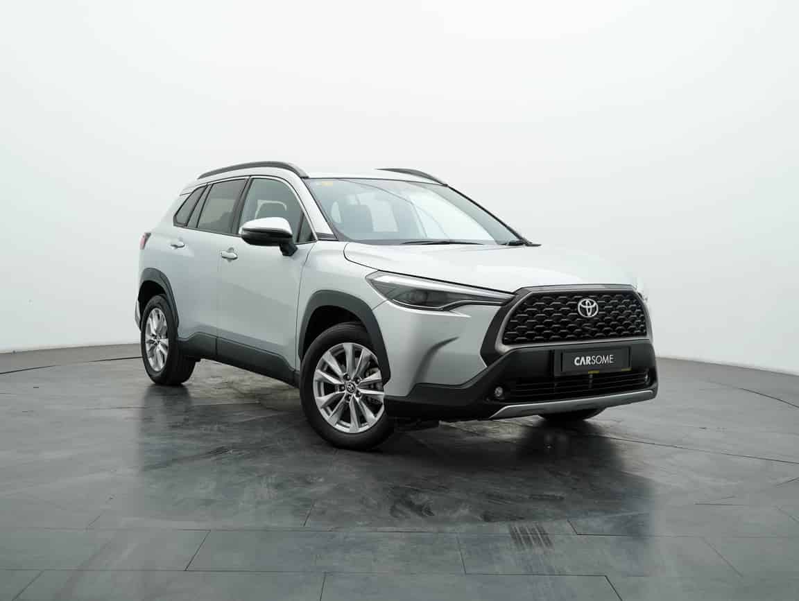 Toyota_Corolla Cross_2022_Silver_B2C_CARSOME