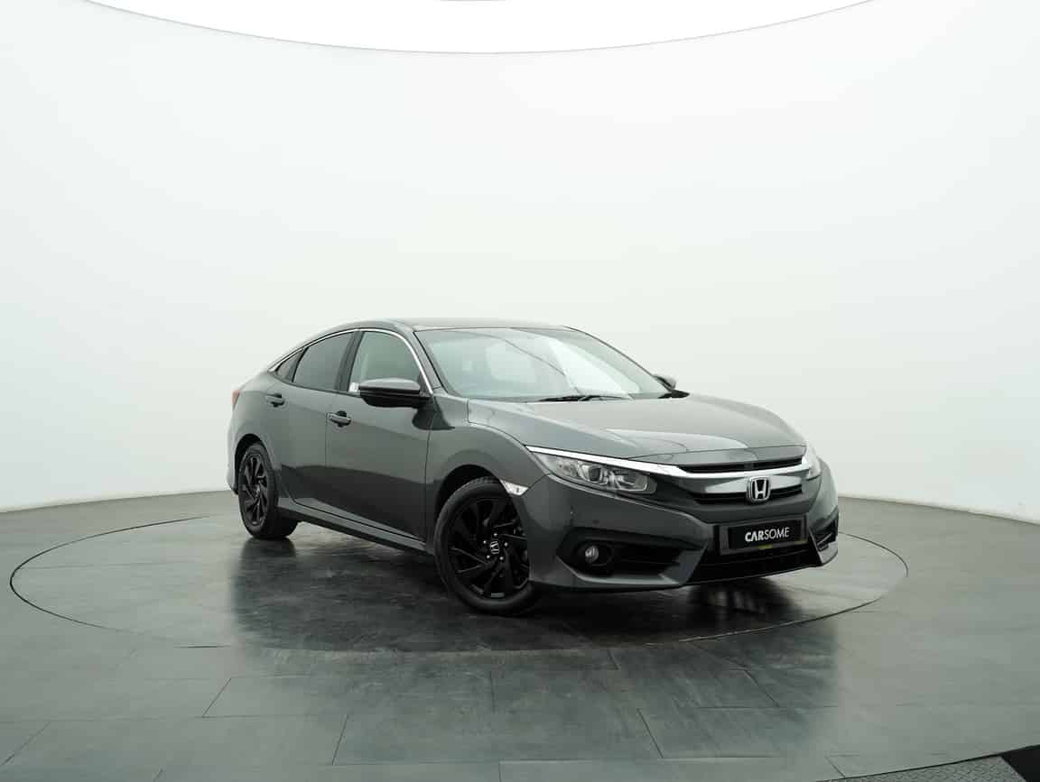 Honda_Civic_2018_Gray_B2C_CARSOME