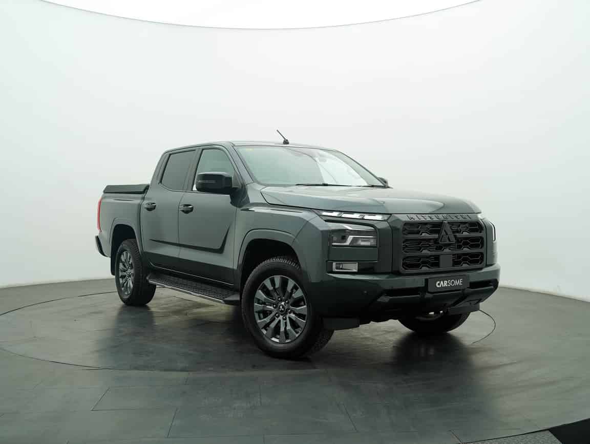 Mitsubishi_Triton_2024_Gray_B2C_CARSOME