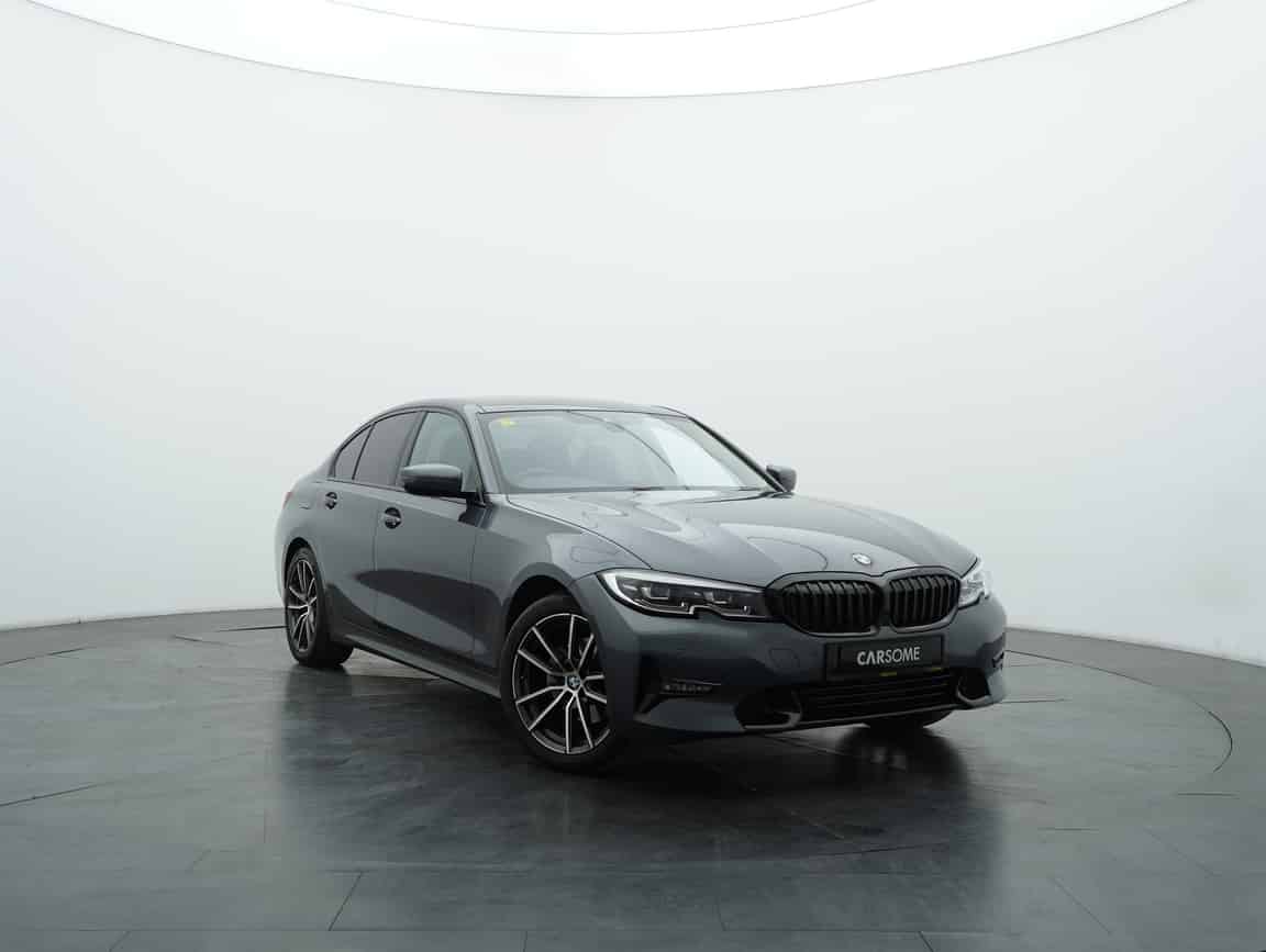 BMW_320i_2021_Gray_B2C_CARSOME