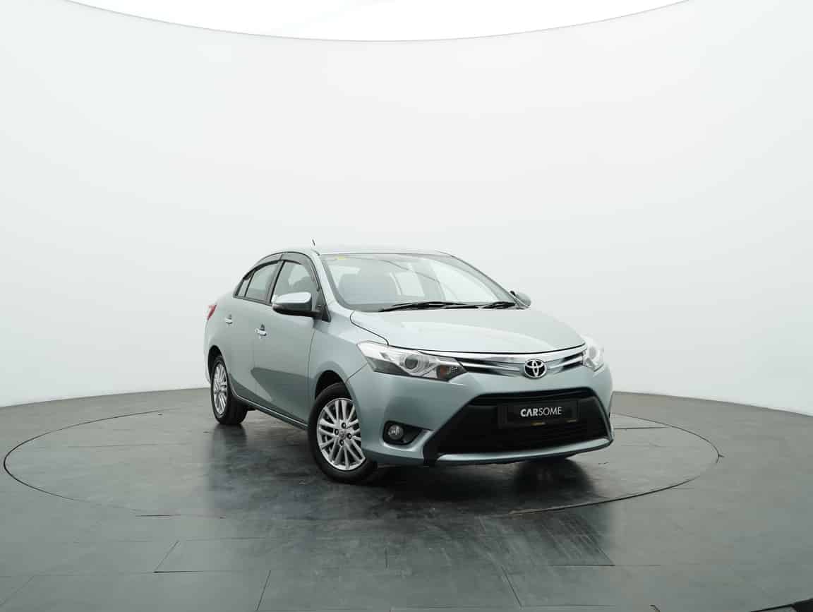 Toyota_Vios_2015_Silver_B2C_CARSOME