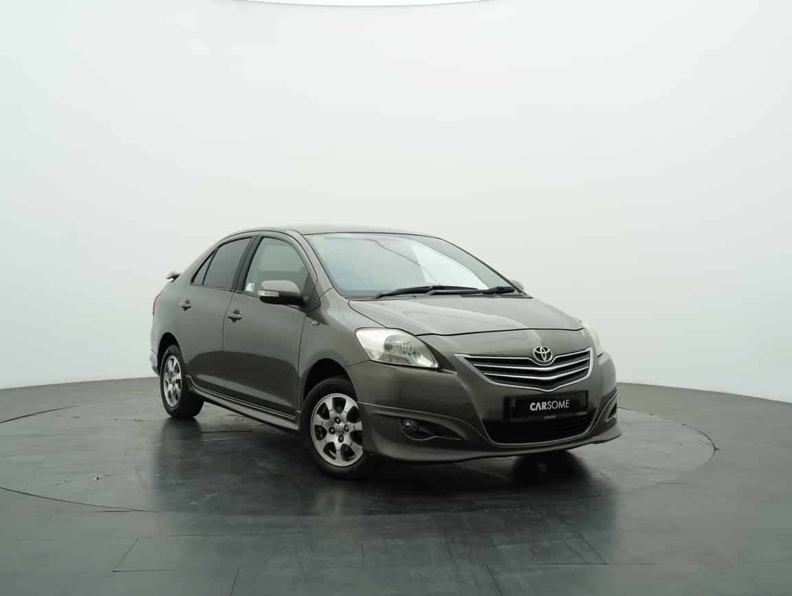 Toyota_Vios_2010_Kelabu_B2C_CARSOME